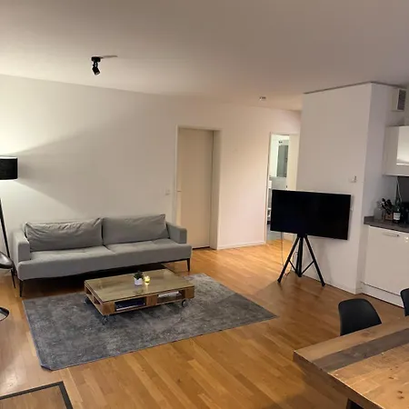 Apartment Central 2- Bedroom Apt Frankfurt am Main
