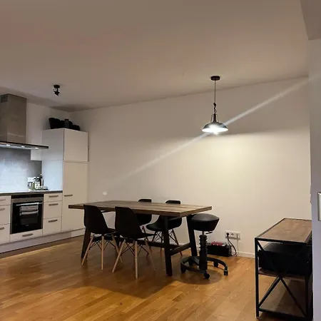 Central 2- Bedroom Apt Apartment